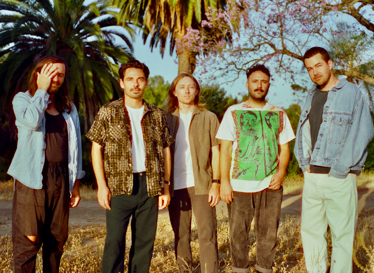 Local Natives anuncia nuevo álbum con «April»