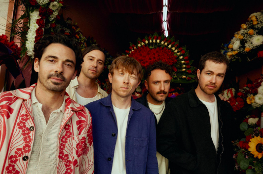 Local Natives nos estremece con “ALPHARETTA”
