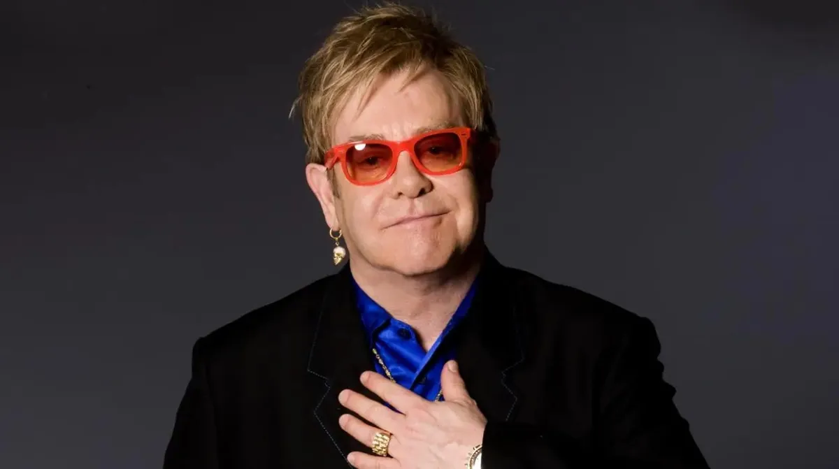 Elton John reconoce que su estado de salud ha empeorado