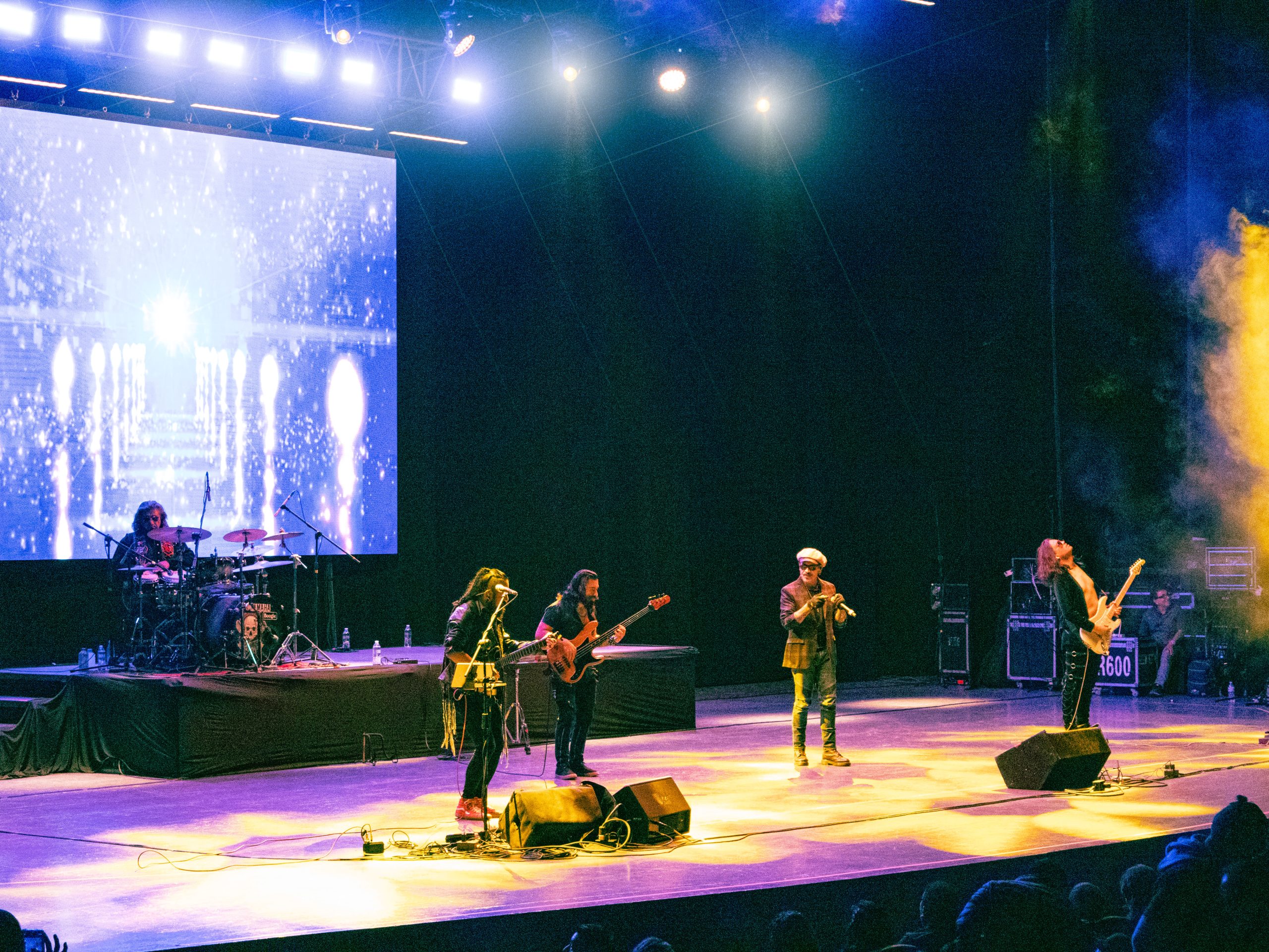 Liran Roll: un viaje de éxitos y nostalgia en Auditorio Metropolitano de Puebla