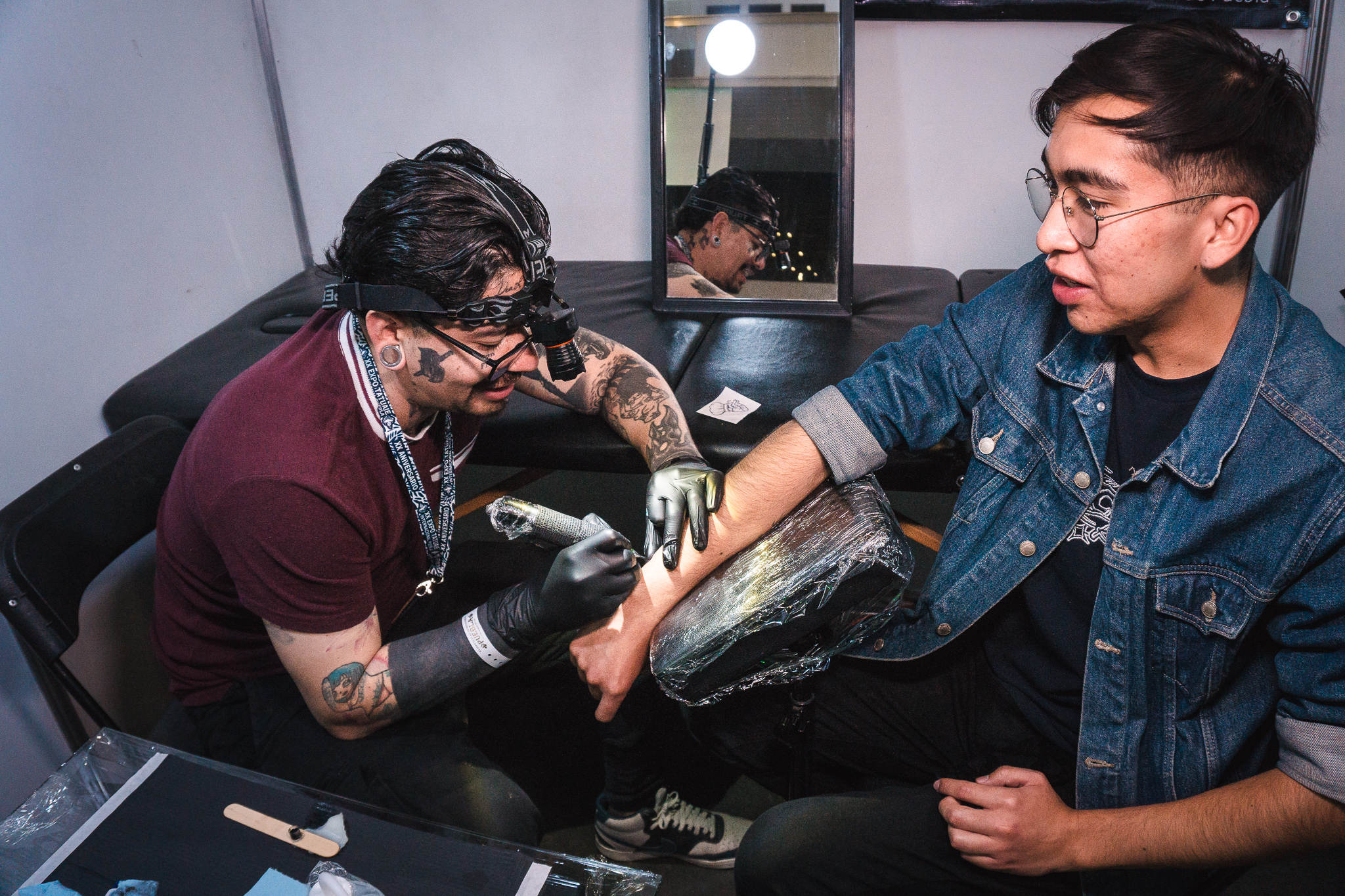 La XIX Expo Tatuaje Internacional de Puebla llenó de tinta y mucha música