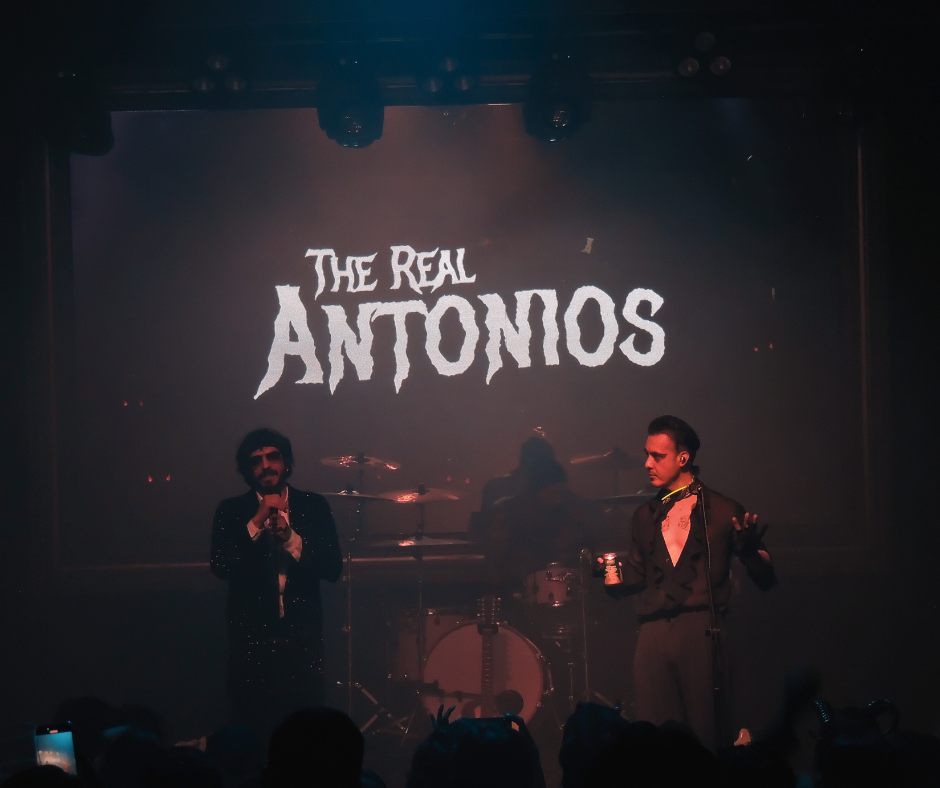 The Real Antonios y su necroromance con la Ciudad de México