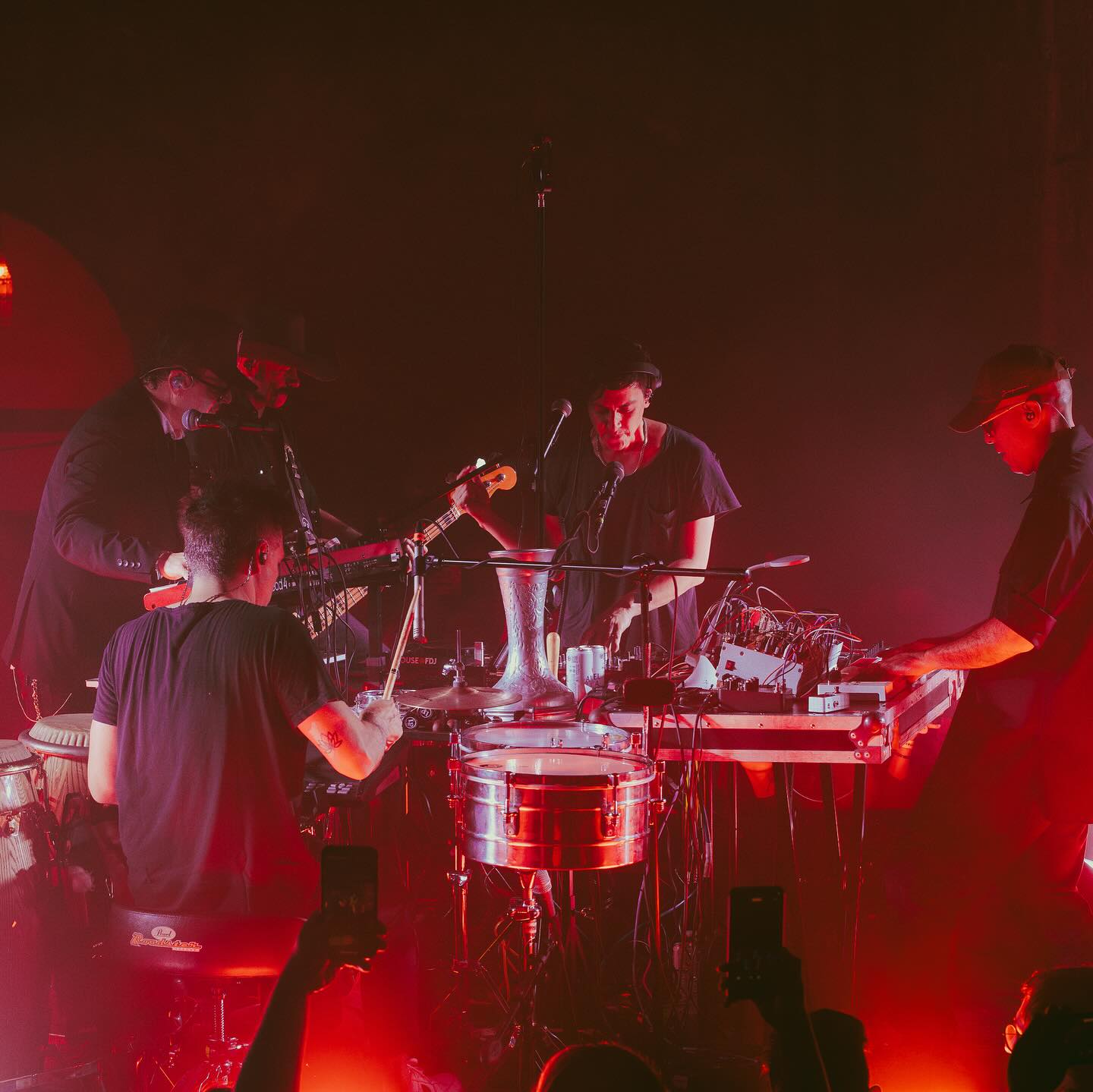 KINKY rave SESSIONS LLEGA A CDMX.
